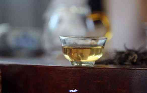 茶喝多了胃疼怎么回事，为何饮茶过量会导致胃部不适？