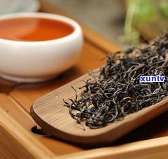 红茶里加什么，探索口感：红茶里加什么最美味？