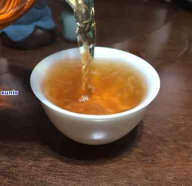 红茶里有白色絮状物还能喝吗？详解原因与处理 *** 