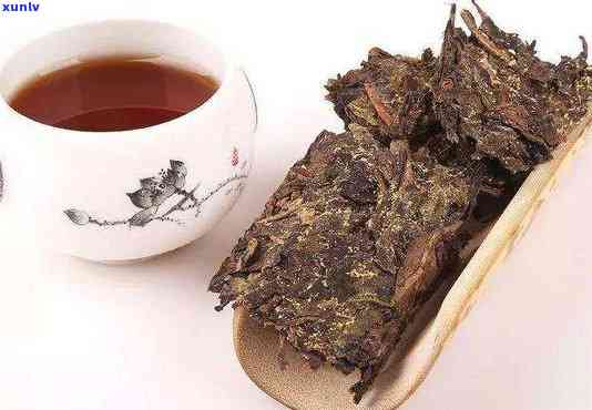 '布朗茶山老班章：古树茶价格，1976年茶砖，布朗古树茶厂精选'