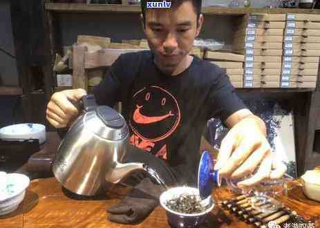 来例假能喝曼松茶吗？女性月经期饮茶注意事