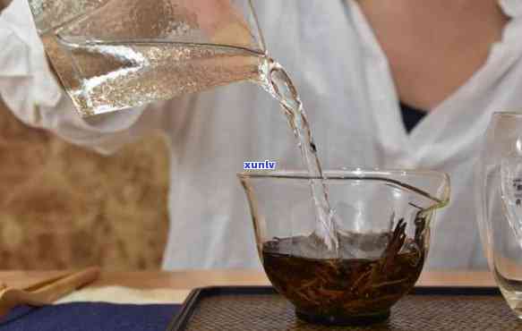 泡红茶需要洗茶吗，红茶冲泡：是否需要进行“洗茶”步骤？