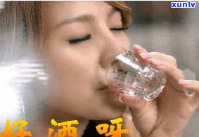 失眠吃药好还是喝酒好，失眠：治疗与饮酒缓解，哪个更好？