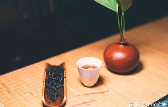 什么茶喝了散发体香，揭秘茶叶中的秘密：哪些茶能够帮助你散发迷人体香？