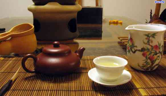 朱泥壶泡什么茶合适喝，朱泥壶：最适合冲泡哪种茶叶？