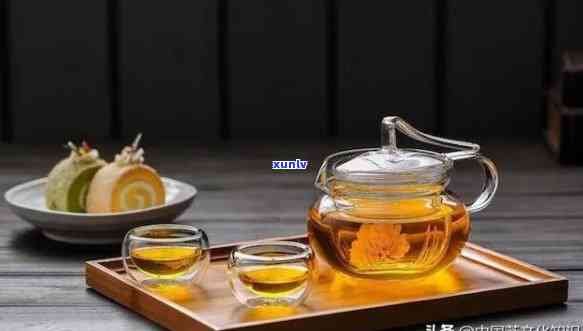 什么茶适合用杯子冲泡？绿茶、黄茶、白茶等；泡在杯中，花茶、乌龙茶更美；选择何种杯子，看个人喜好与茶叶特性。