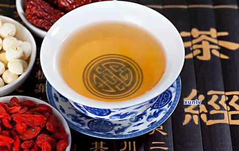 肝炎冲什么茶，肝炎患者的理想饮品：适合冲泡的茶叶推荐