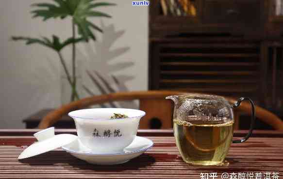 为什么茶水越喝越渴呢，揭秘：为何喝茶反而越喝越渴？