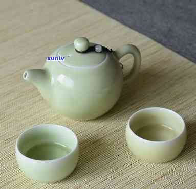 青瓷壶适合泡什么茶？探讨其最适合冲泡的茶叶品种