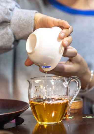 闽南功夫茶是什么茶叶，解密闽南功夫茶：它究竟是什么茶叶？