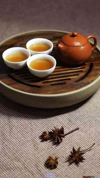 布朗山普洱茶饼价格：2019-2020年357克价格，熟茶、生茶一应俱全。