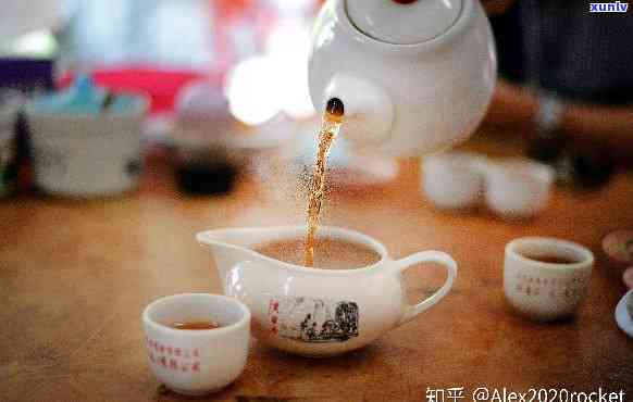 泡茶适合用什么杯子？选择合适杯具提升品茗体验