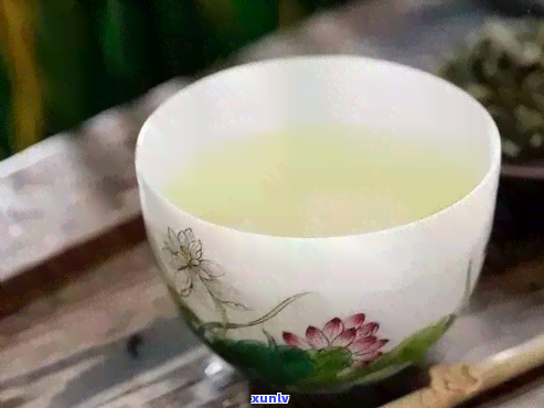 云南龙园号茶叶旗舰店：专业销售云南龙园号茶业生产的优质普洱茶，口感醇厚，深受好评！