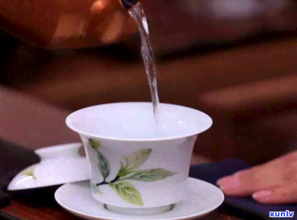 喝茶水用什么杯子好-喝茶水用什么杯子好一点