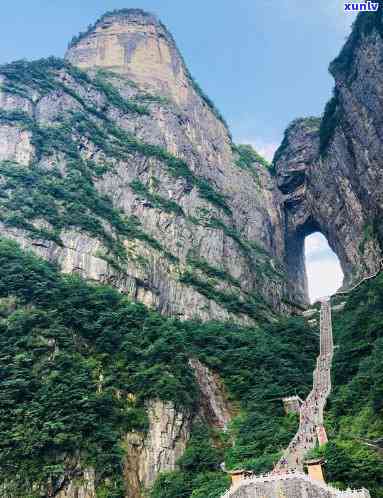 张家界天门山有哪些景点可看？一览众山小！