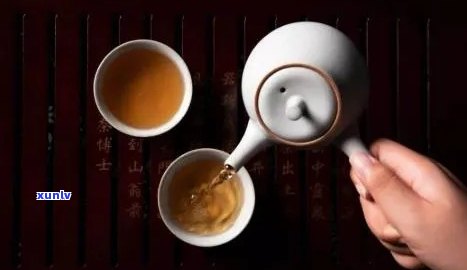 怀孕六个月能喝茶吗早期，怀孕初期：六个月的孕妇是否适合喝茶？