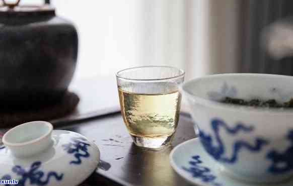 易武贡沱：普洱茶还是白茶或绿茶？