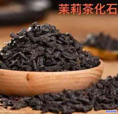 喝茶化石有什么好处和坏处，喝茶化石：探索其益处与潜在风险