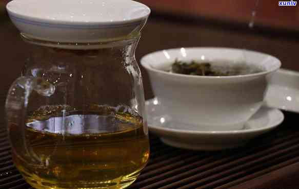 古树春茶用什么壶泡好喝，寻找搭配：古树春茶与何种茶壶最相宜？