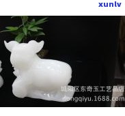 伊朗绿色玉石值钱吗，探究伊朗绿色玉石的价值：它们真的值得投资吗？