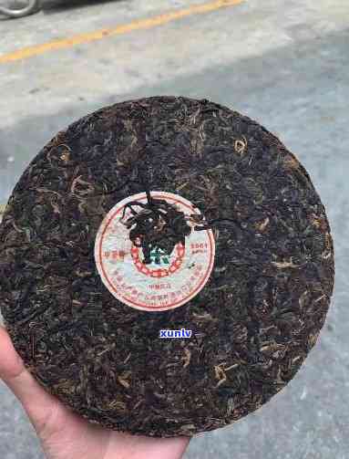 中国云南茶叶印级铁饼中茶牌5961，【限时秒杀】中茶牌 云南普洱茶熟茶 铁饼75g 印级5961 礼盒装 礼品茶 滇红茶叶 新茶 茶叶送礼nn【标题优化建议】：nn- 在标题中加入“中茶牌”、“云南普洱茶熟茶”、“铁饼75g”等关键词，以提高搜索引擎的匹配度。n- 使用“限时秒杀”、“礼品茶”等促销用语，吸引消费者的注意力。n- 注意使用正确的标点号和格式，使标题清晰易读。