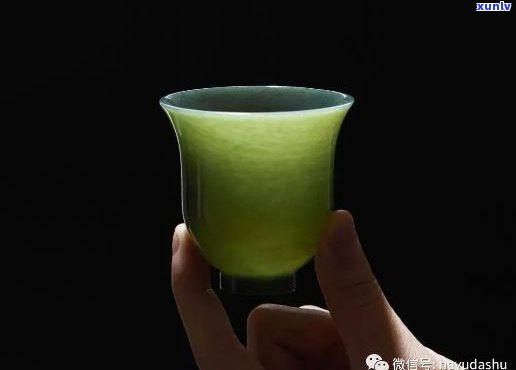 玉质酒杯好吗，探究玉质酒杯的优缺点：是否值得购买？