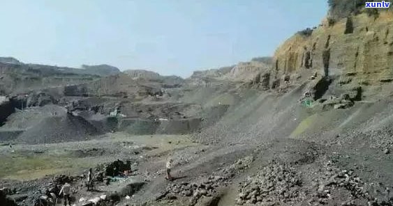 内蒙古发现翡翠矿，内蒙古现珍贵翡翠矿，或将推动地区经济飞跃！