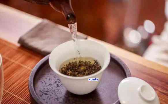 哪些泡茶的是热性的呢，揭秘茶叶热性：哪些泡茶的材料是热性的？