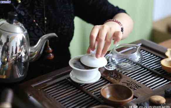 中国传统泡茶步骤，传承千年：详解中国传统泡茶步骤