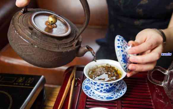 功夫茶的饮茶流程，品味功夫茶：深入了解其独特的饮茶流程