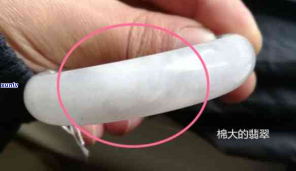 冰种里面有棉絮多裂纹好吗，如何评估冰种翡翠的品质：棉絮、裂纹与价值的关系