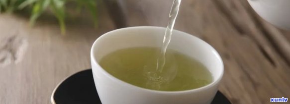 简单说下喝茶的好处：提神醒脑、降低血压、抗氧化等多方面益处