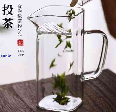 往茶壶里放茶叶防止茶叶掉落，如何避免茶叶在泡茶过程中掉落：使用茶漏或茶袋