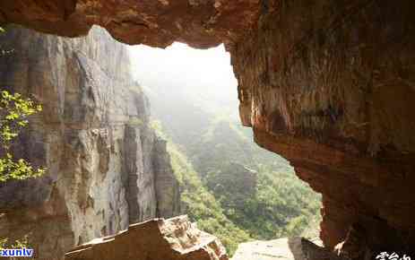 云台山上有什么石头，探秘云台山：揭秘山上的奇特石头种类