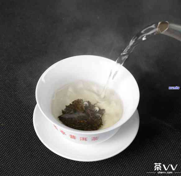 八角亭凤凰茶王开：品尝顶级茶叶的美妙体验