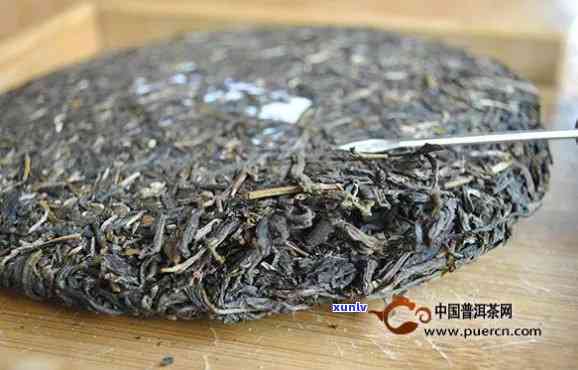 大益茶哪款茶用了古树原料，探寻大益茶的源头：揭秘使用古树原料的茶款