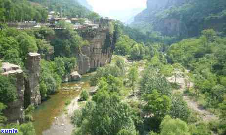 云南昆明黑龙潭旅游风景区：门票价格及游玩攻略全揭秘