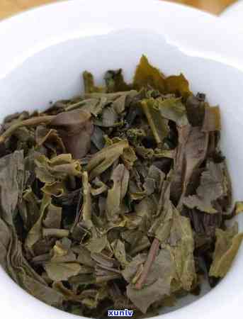 红大益7542熟茶，品尝醇厚口感：红大益7542熟茶的魅力探索