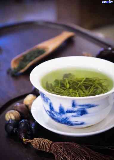 京华茶叶是绿茶吗，绿茶爱好者必看：京华茶叶究竟是不是绿茶？