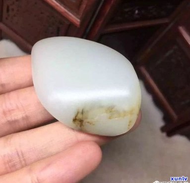 玉石油料是什么意思，解密“玉石油料”：究竟指的是什么？