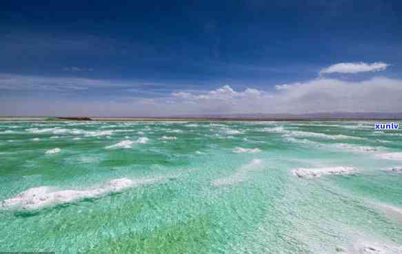 最美翡翠湖在哪里，揭秘最美翡翠湖：你最应该去的旅游胜地！