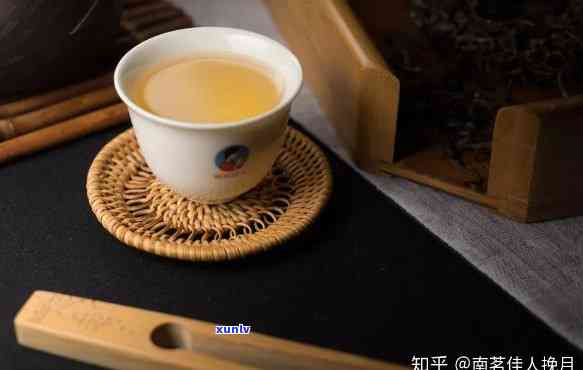 喝茶叶茶时间及时间：何时饮茶最健？