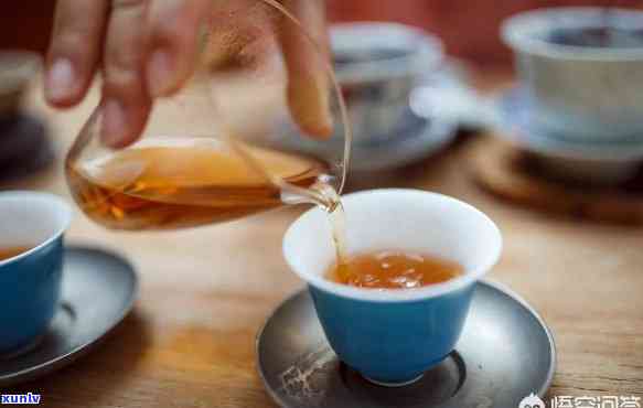 什么时间喝茶水，饮茶时间：何时喝最有益健？