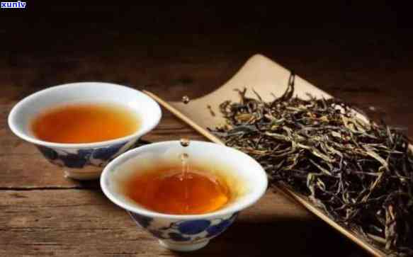 秋天产什么茶叶，秋日佳品：解析秋产的茶叶种类与特点