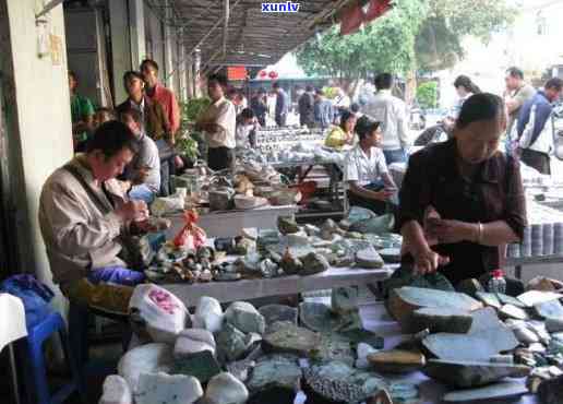 东兴玉器场，探索珠宝之都：东兴玉器场的魅力与历史