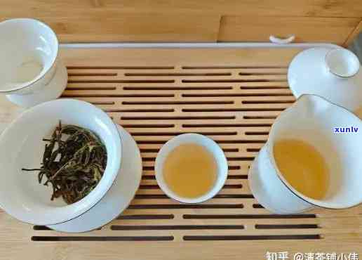 新手怎么买茶叶送人比较好，绿茶、红茶还是乌龙茶？新手如何挑选茶叶送给他人？