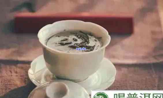 喝茶叶会抑制食欲吗为什么，探究茶叶对食欲的抑 *** 用：原因解析