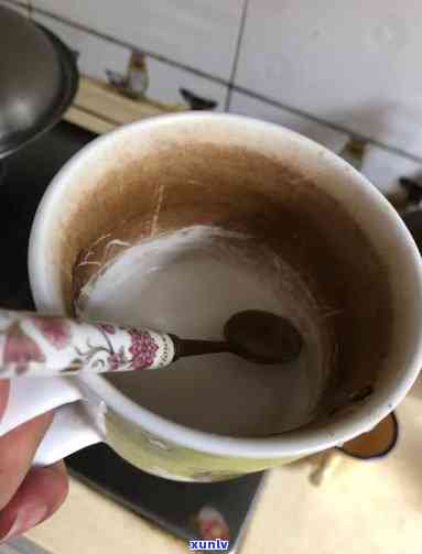 茶叶的茶垢多好还是少好，茶垢：是越多越好，还是越少越好？