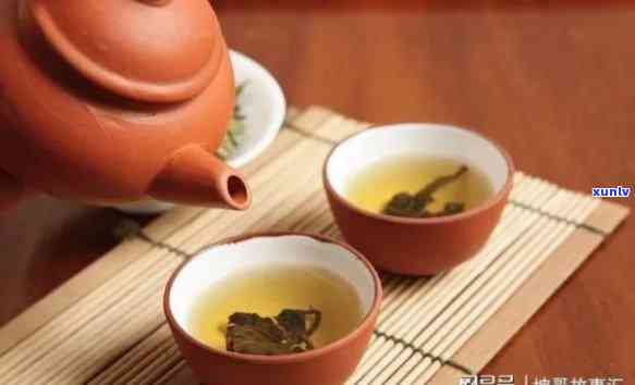 吃药可以喝茶叶茶吗，与茶：能否同时饮用？