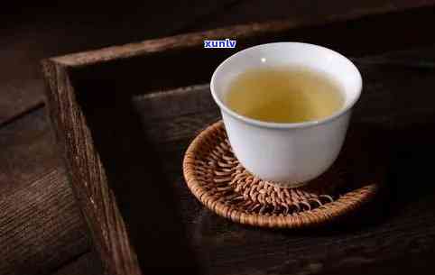 胃胀气能喝茶叶水吗，胃胀气？可以尝试喝茶水吗？